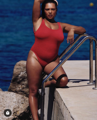 Hunza G - Square Neck Swim - Red