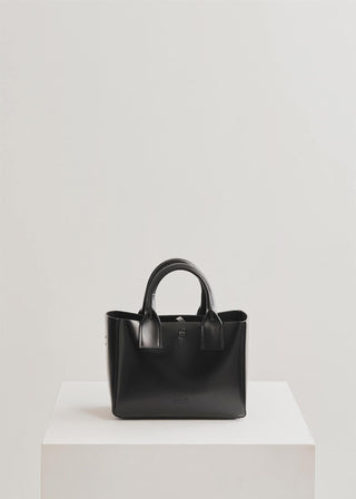 Koné - Little Filippo Bag - Vitello Black