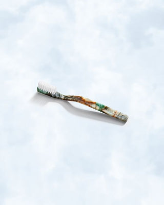 PONDER - Medium Hard Nylontannbørste - Grønn