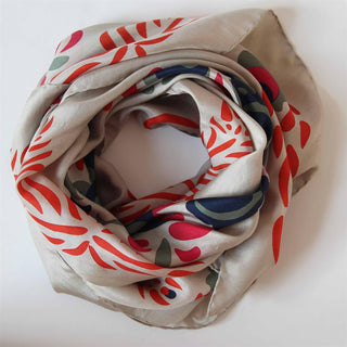 LES BELLES VAGABONDES - Carré Soie Anastasia - Beige