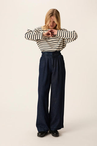 DES PETITS HAUTS - Loulou Jean - Deep Blue