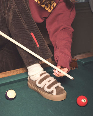 INUIKII - Shearling Low Velcro - Dark Brown