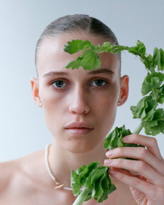 LEA HOYER - Emilie - Gold