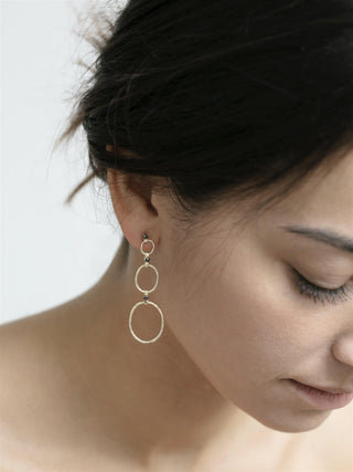 5 OCTOBRE - Bea 3 Dot Earrings