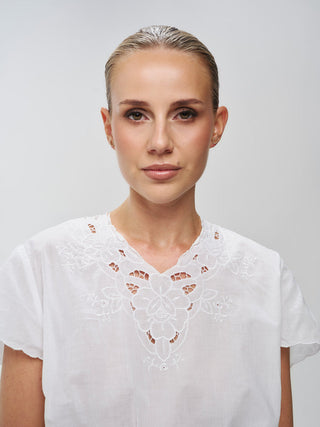 Englund1917 - Horseshoe Studs - Gold