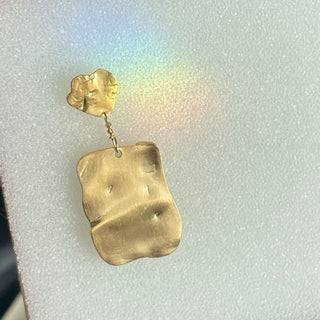 STINE A - Golden Reflection Earring