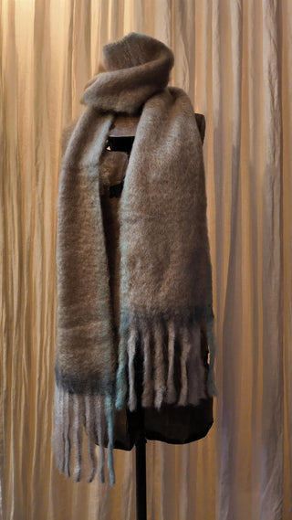 Ezcaray - Twist Frame Scarf - TW-7F