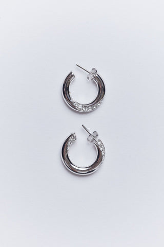 Englund1917 - Twisted Diamond Hoops - Silver