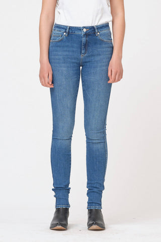 TOMORROW - Dylan MW Skinny Wash Sintra - Denim Blue