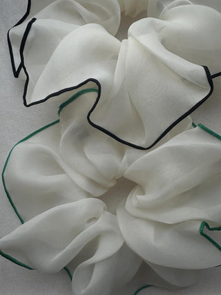 Pico Copenhagen - Sylvie Scrunchie - Grass/White